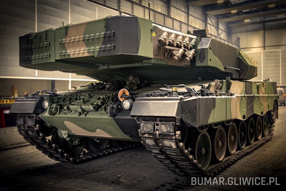 Kolejne czołgi Leopard 2PL wyruszają do Wesołej